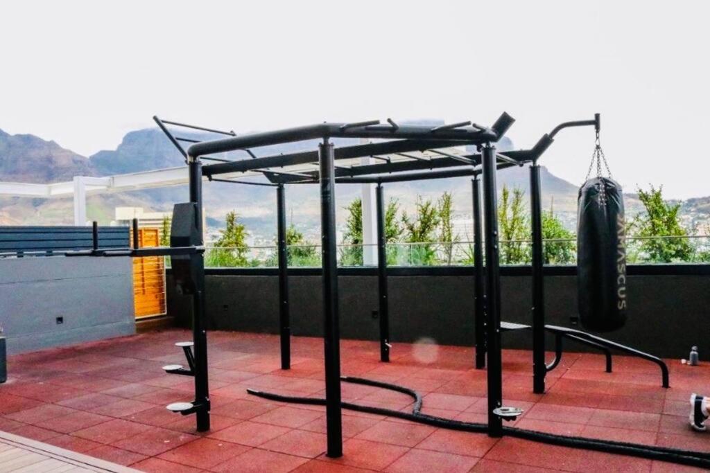 Skyline Views Stylish Studio With Pool, Parking No Load Shedding Кейптаун Екстериор снимка
