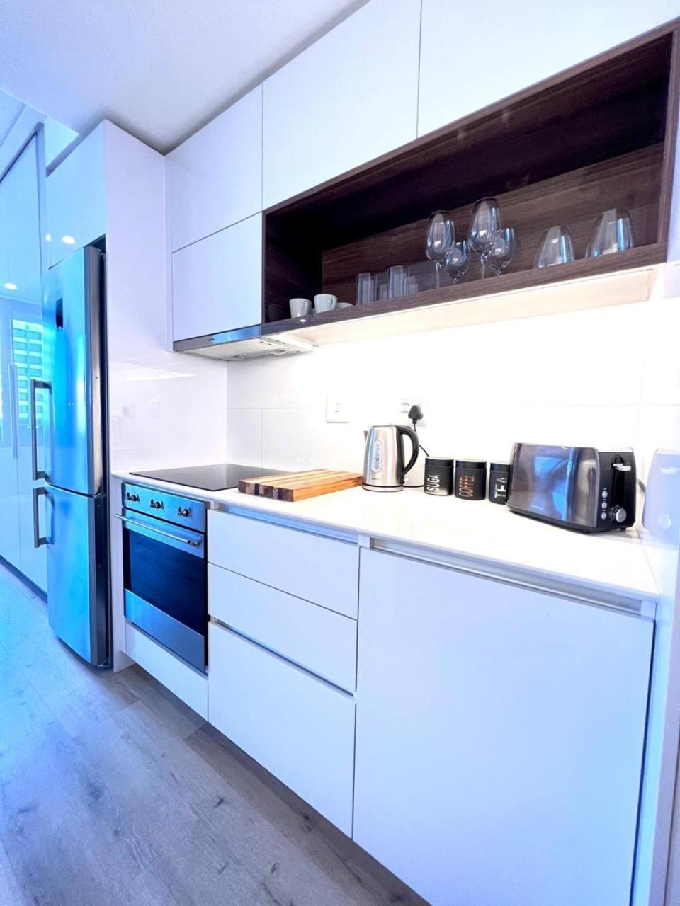 Skyline Views Stylish Studio With Pool, Parking No Load Shedding Кейптаун Екстериор снимка